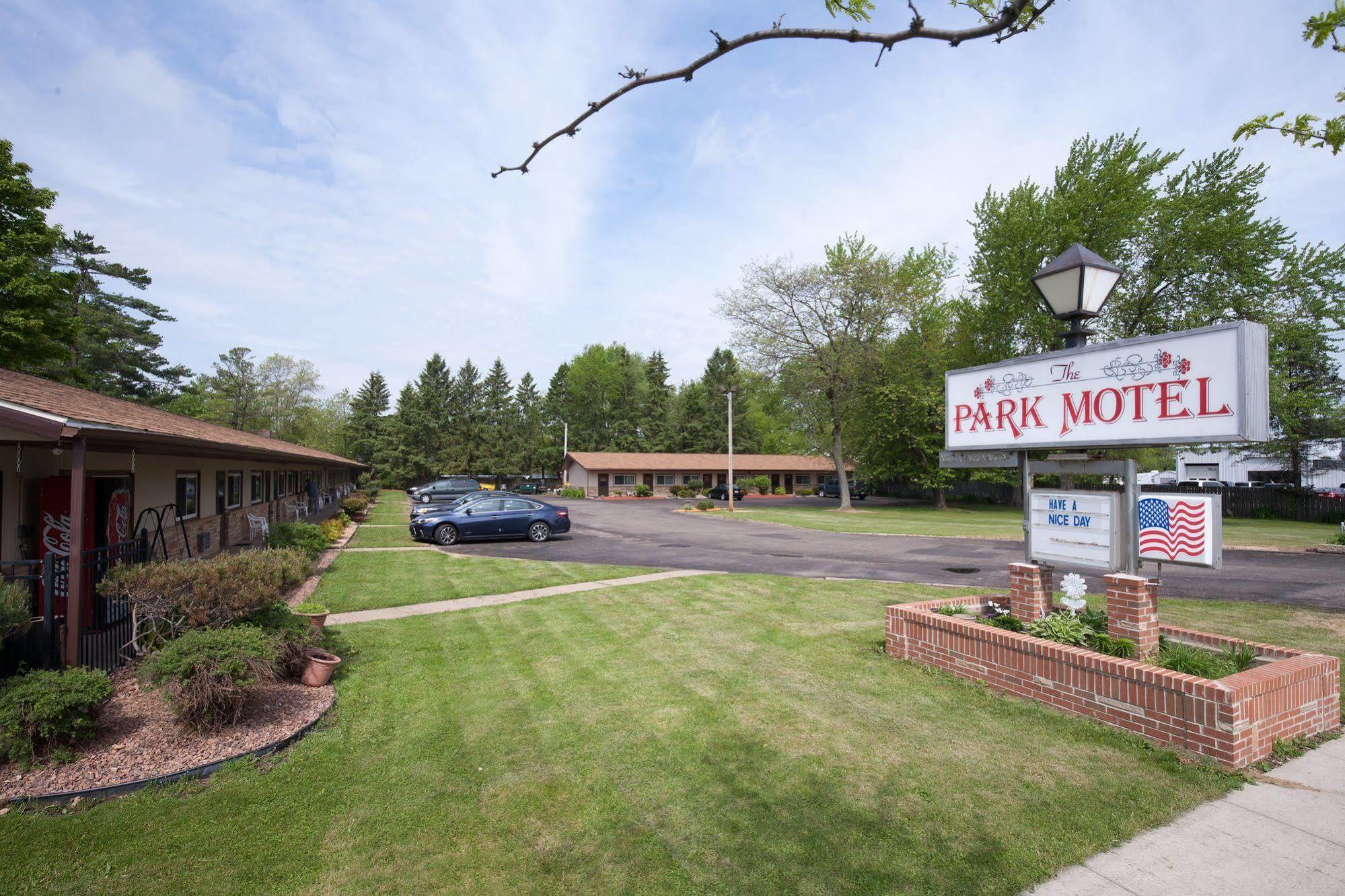 Park Motel Marshfield Екстериор снимка