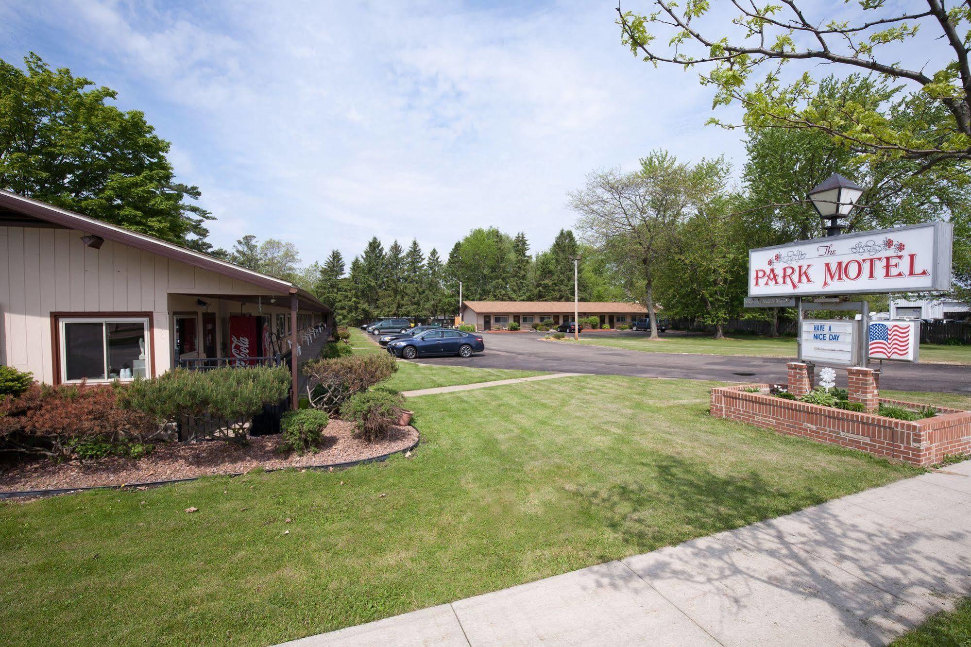 Park Motel Marshfield Екстериор снимка