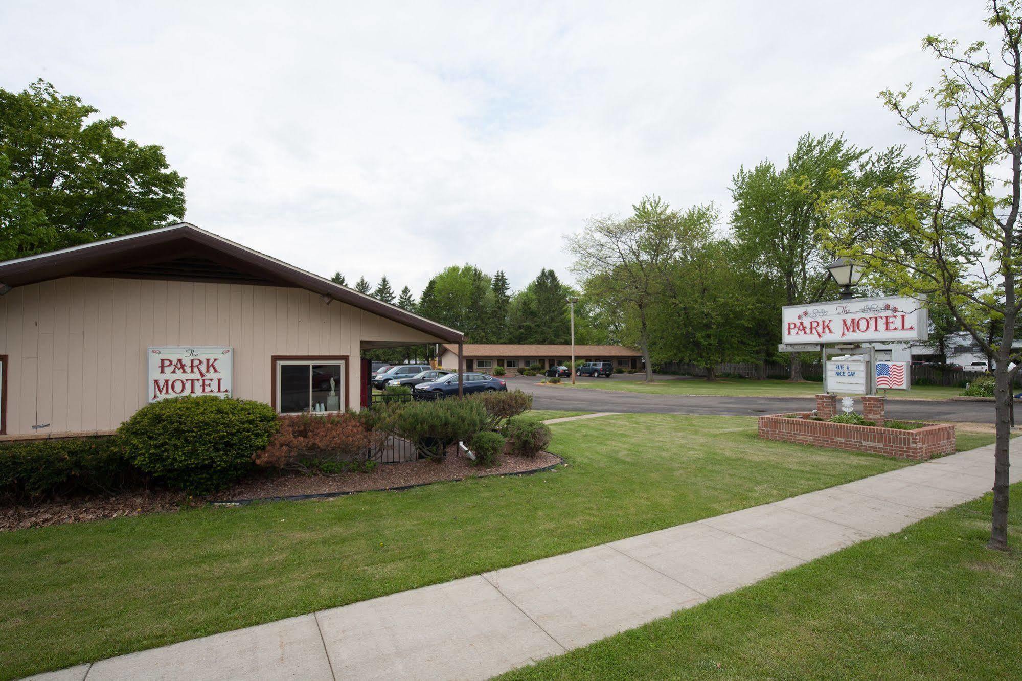 Park Motel Marshfield Екстериор снимка
