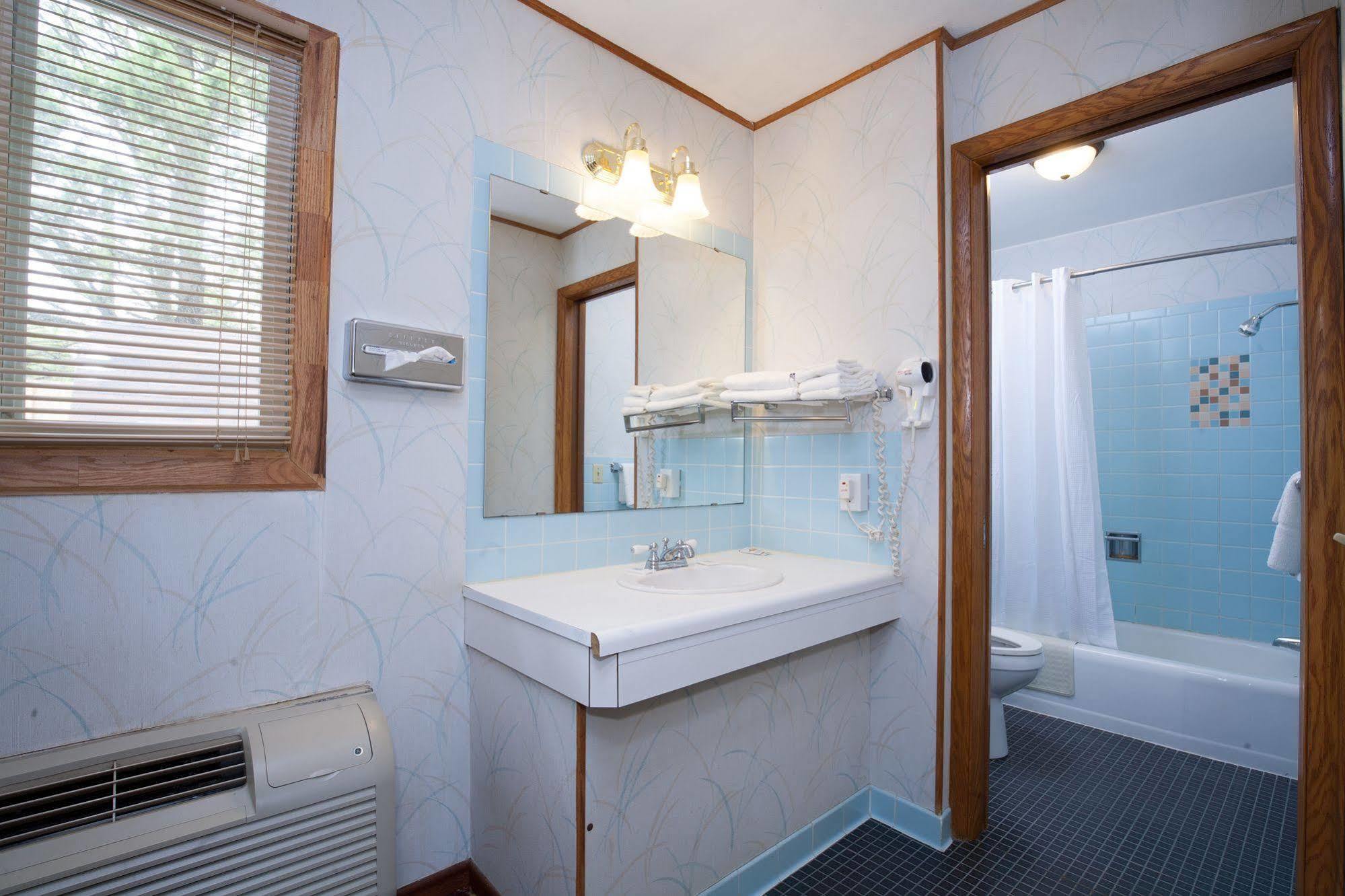Park Motel Marshfield Екстериор снимка
