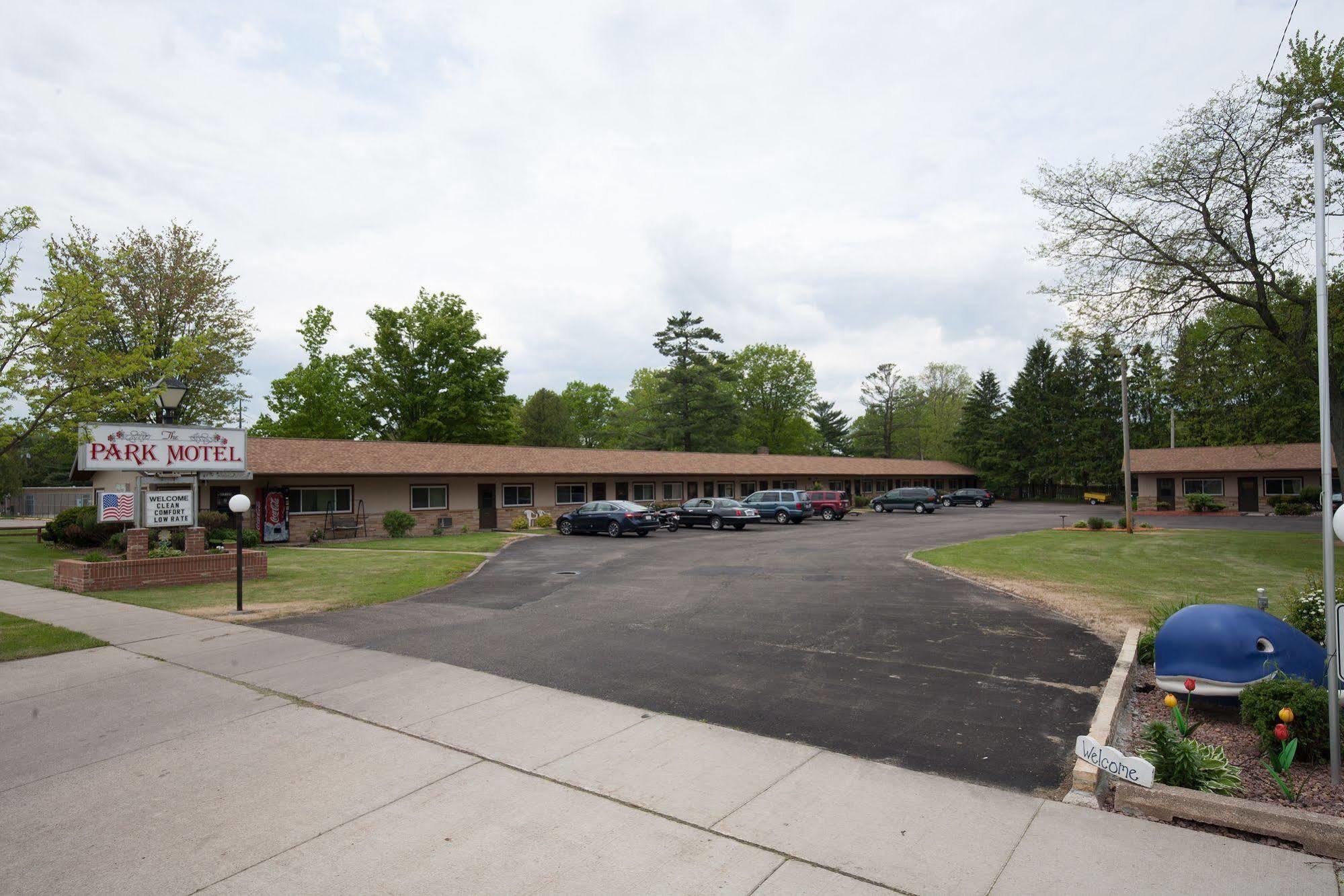 Park Motel Marshfield Екстериор снимка